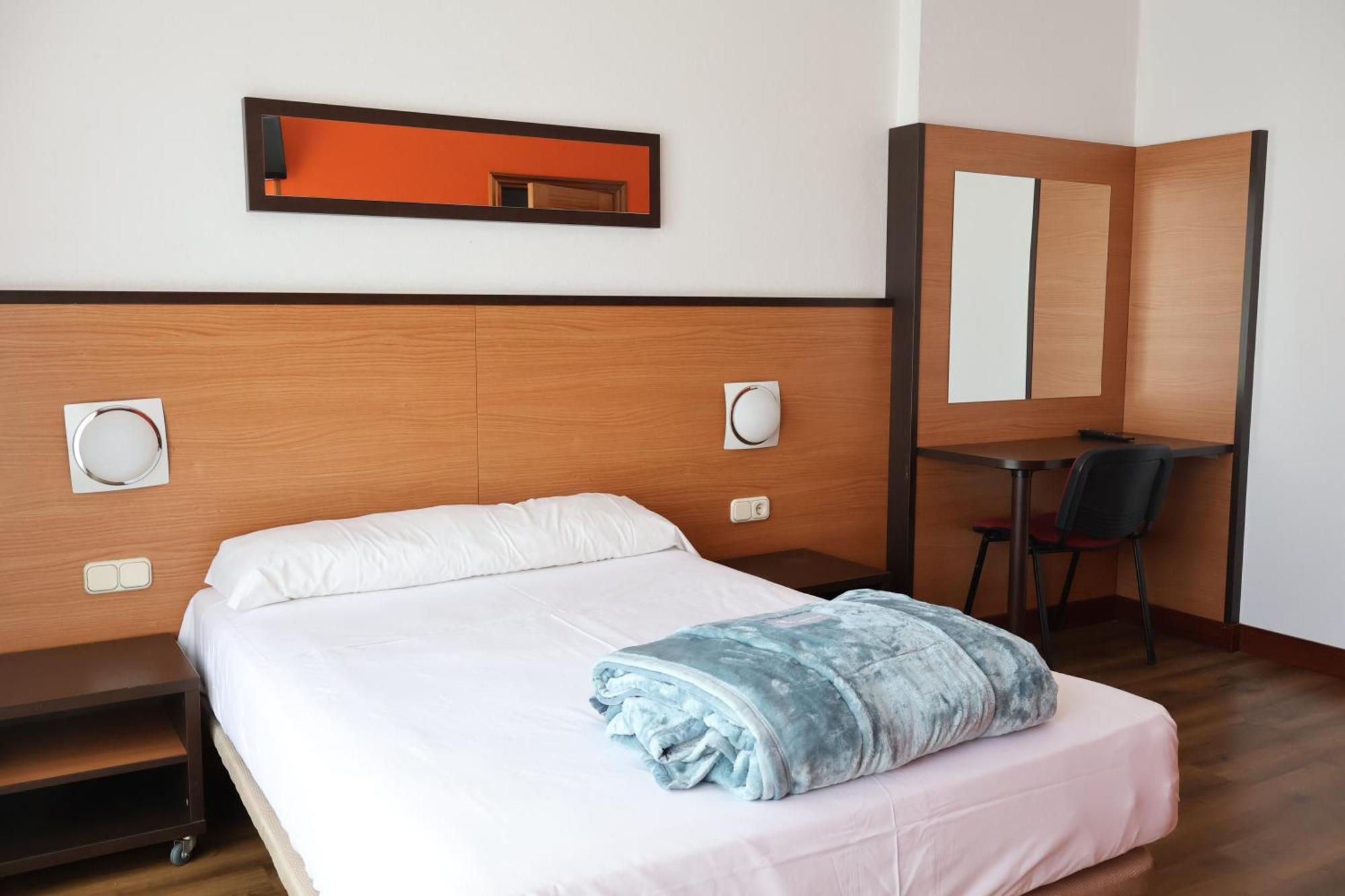 Loop Inn Hostel Сантьяго-де-Компостела Экстерьер фото