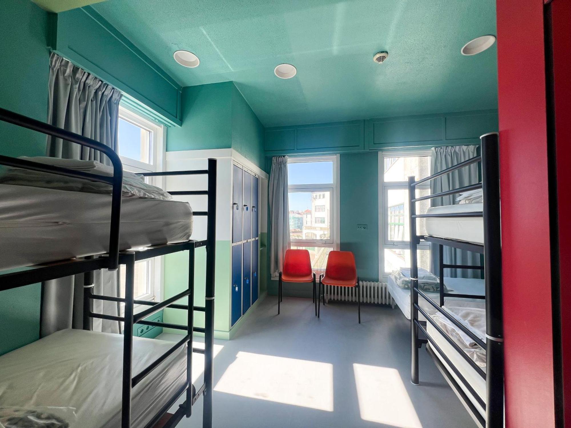 Loop Inn Hostel Сантьяго-де-Компостела Экстерьер фото