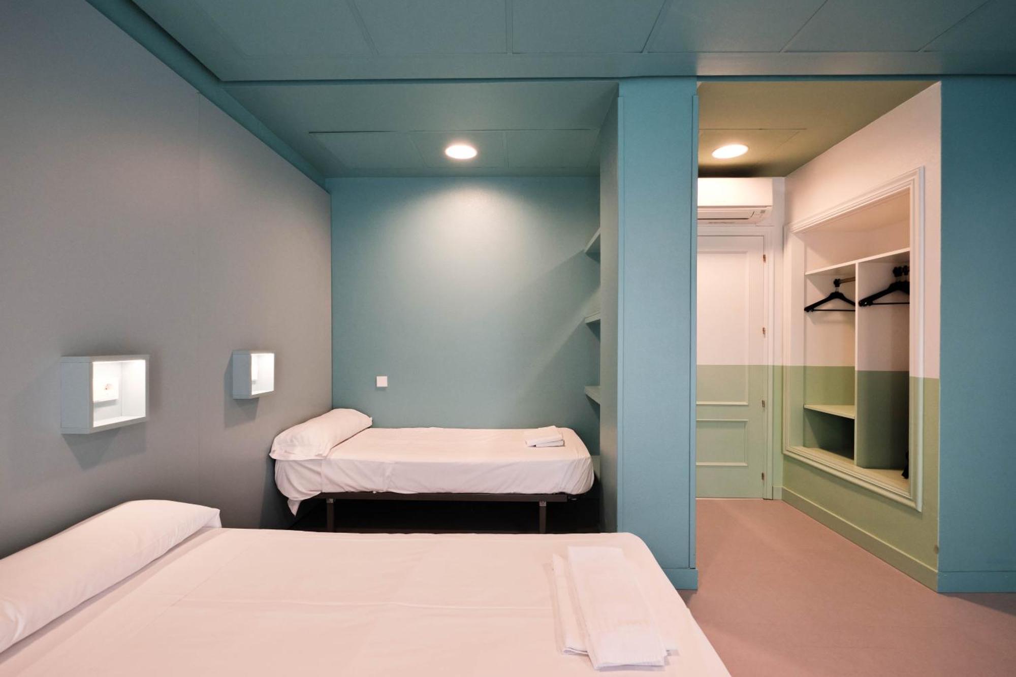 Loop Inn Hostel Сантьяго-де-Компостела Экстерьер фото