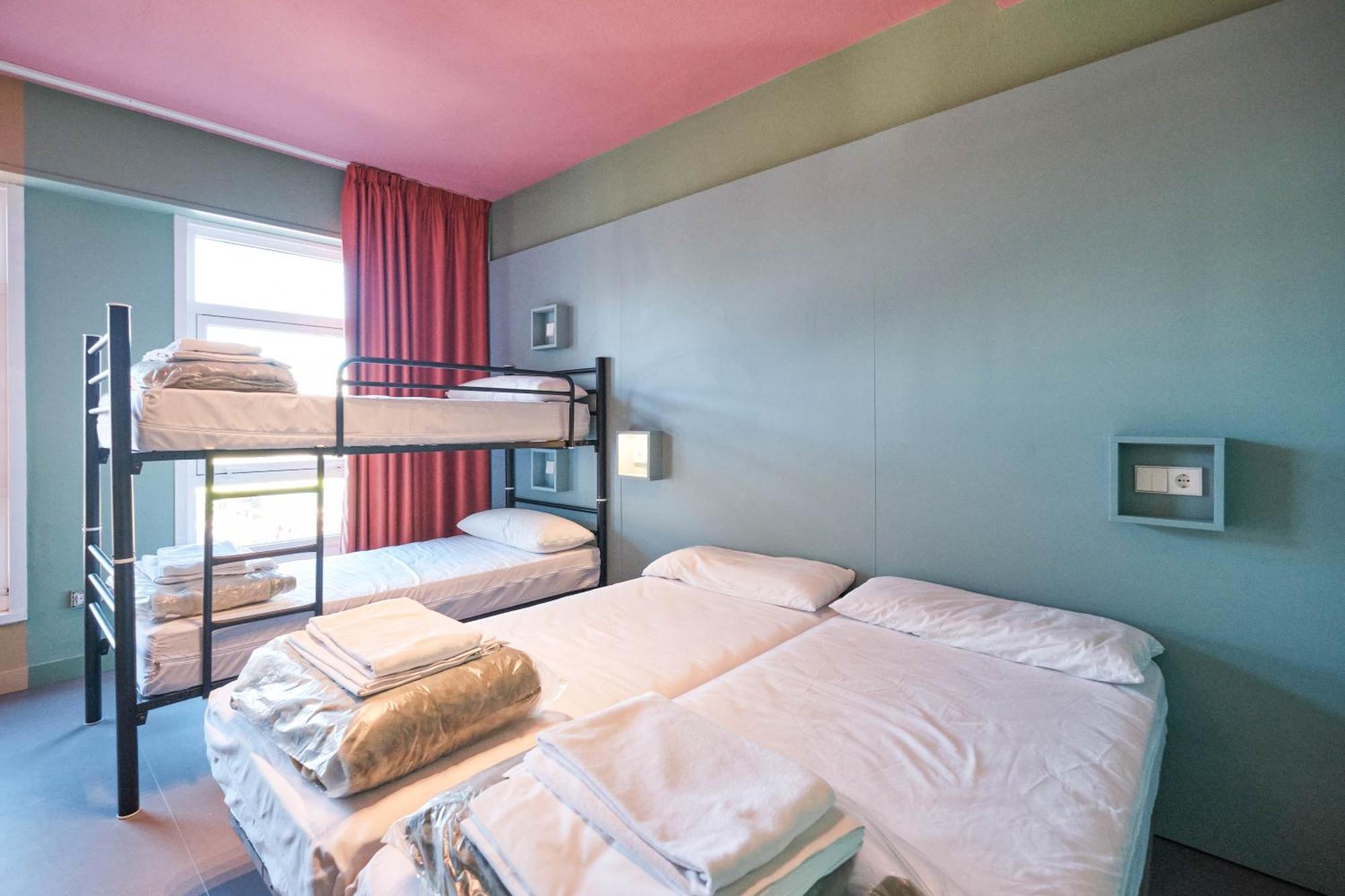 Loop Inn Hostel Сантьяго-де-Компостела Экстерьер фото