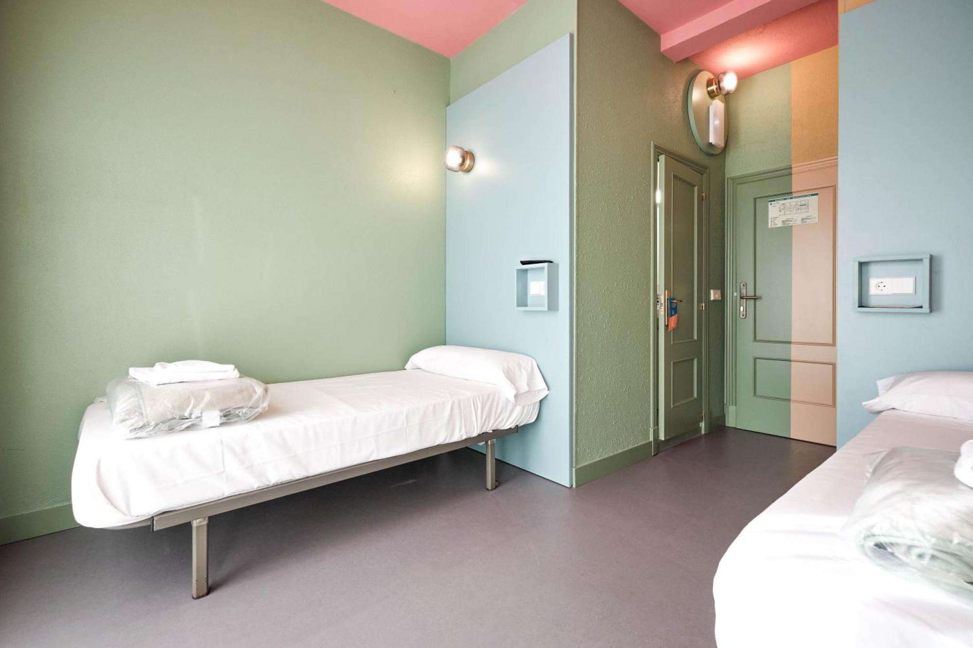 Loop Inn Hostel Сантьяго-де-Компостела Экстерьер фото